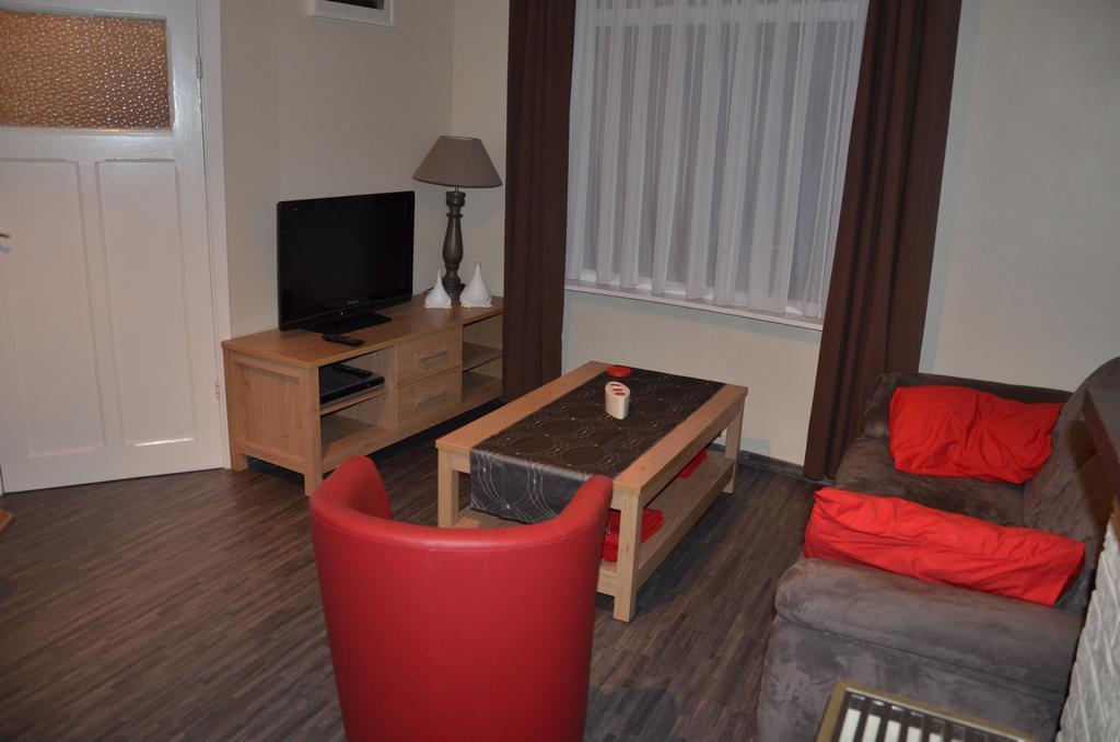 Apartment Sariks Place Брюгге Номер фото